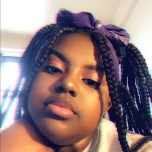 Meet your Posher, Mya